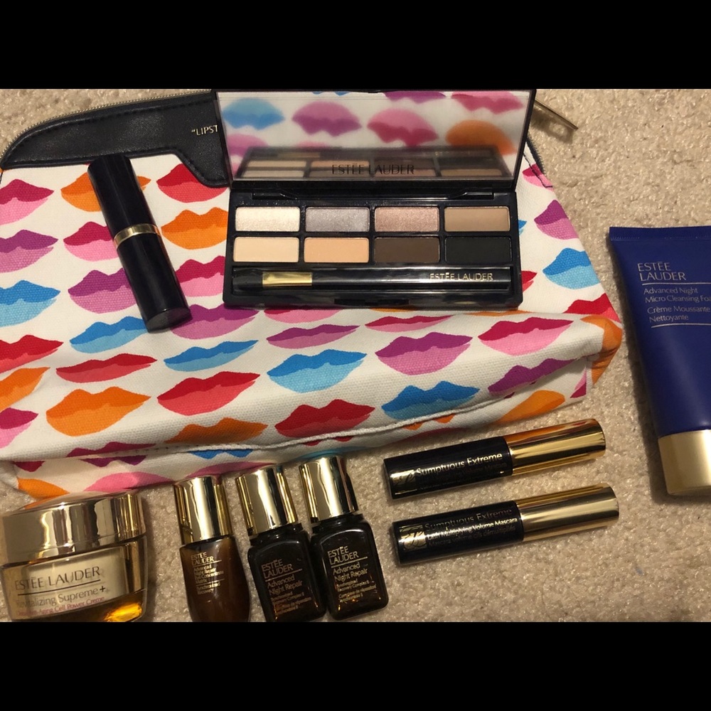 Lot of Estée Lauder skincare & makeup w/ bag